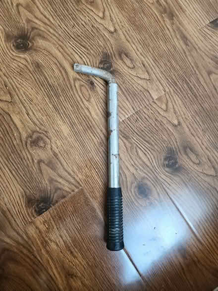 Photo of free Extendable wheel nut wench (Hounslow TW5) #1