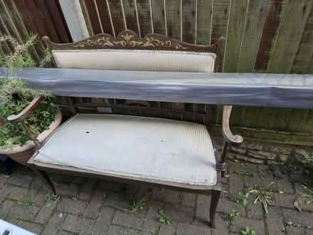 Photo of free Vintage bench (Flitwick) #4