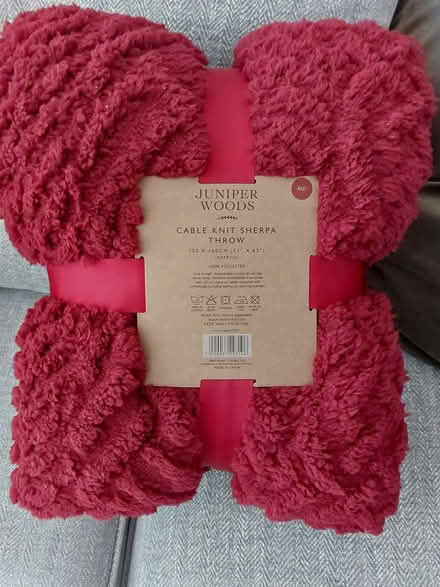 Photo of free Chenille throw (Surrenden Road) #3
