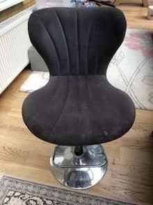 Photo of free bar stool (Blackgreen Wood AL2) #1