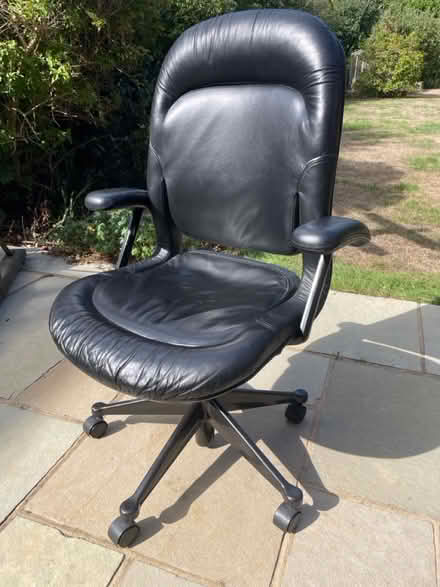 Photo of free Black office chair (BR2) #1