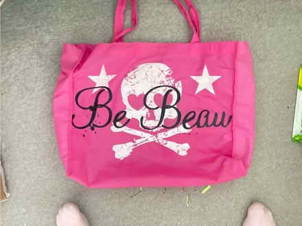 Photo of free Pink shopping bag (Beaconside ST16) #3