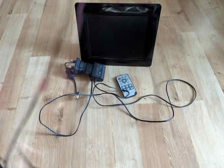 Photo of free Digital photo frame (Enfield EN1) #1