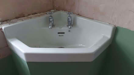 Photo of free Vintage corner sink with taps (Lupton LA6) #1