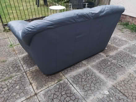 Photo of free Green double seater setee. (Moreton CH46) #3