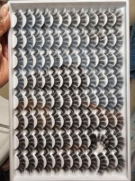 Photo of free Strip lashes (Bronx) #1