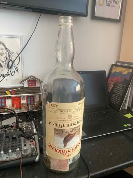 Photo of free Empty whisky bottle (windsor-maidenhead-freegle CGA SL6) #2