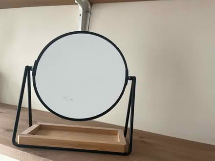 Photo of free Table mirror (Tn9 1fx) #1
