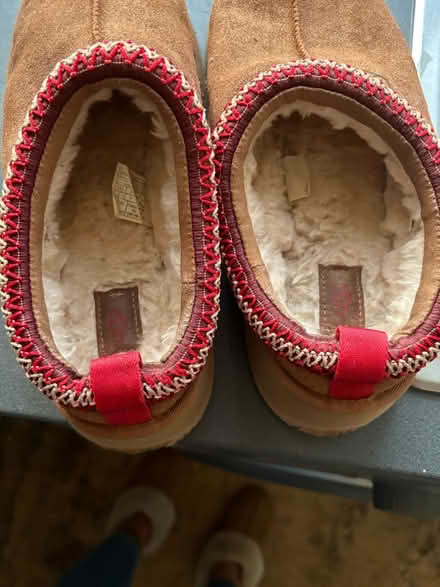 Photo of free Slipper (Surrey quays) #2