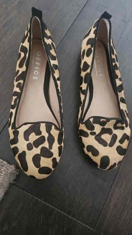Photo of free Worn once office pumps shies (Purleyway croydon) #1