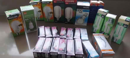 Photo of free Various light bulbs (Wokingham RG41) #1