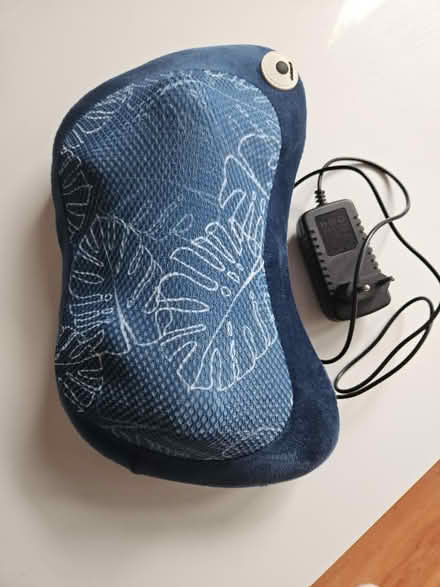 Photo of free Shiatsu back massager (Clapton E5) #1