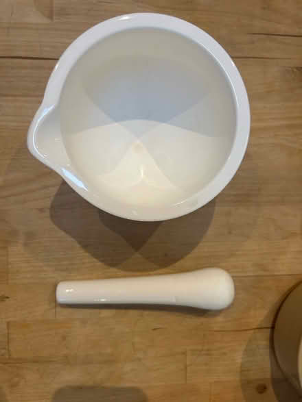 Photo of free Ceramic pestle and mortar (Shenley Fields B29) #3