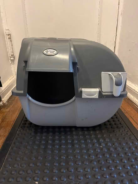 Photo of free Litter box (Sunnyside) #1