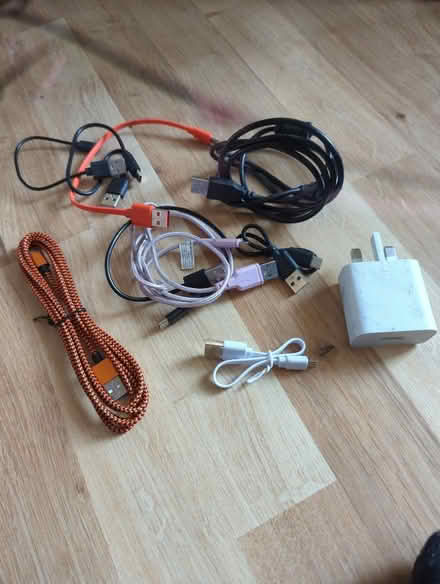 Photo of free USB Cables (Enfield EN1) #1