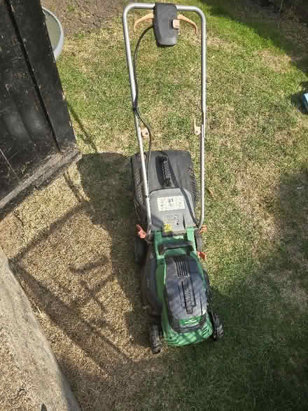 Photo of free Lawnmower (Southfields SW18) #1