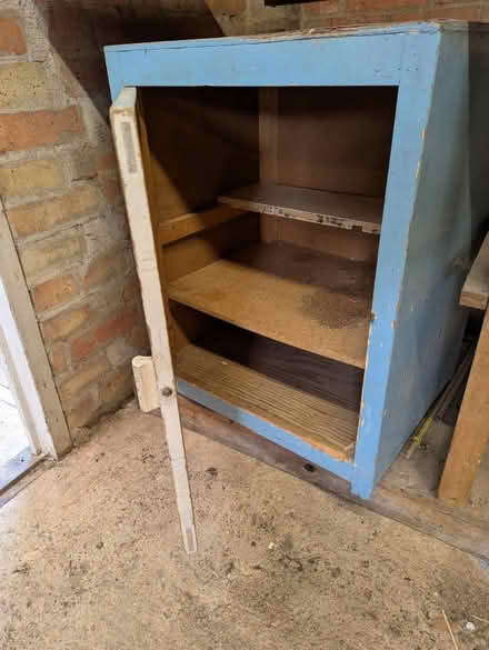 Photo of free Wooden workbench (Aston OX18 2) #2