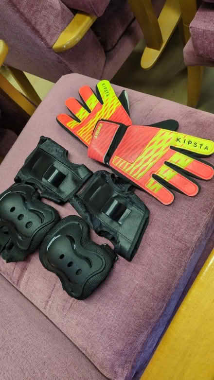 Photo of free Gloves, elbow and knee pads (Ashford) #1