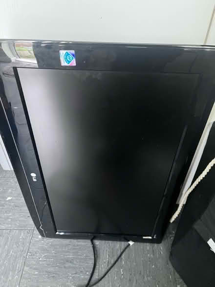 Photo of free TV (Leeds, LS7) #1
