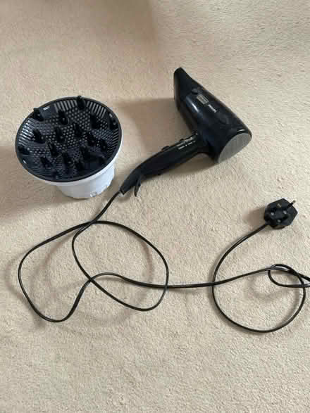 Photo of free Used hairdryer and hair diffuser (Streatham Hill SW16) #1