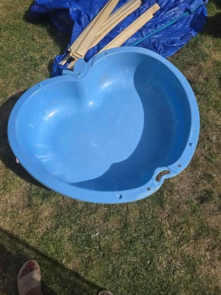 Photo of free Paddling pool (Southfields SW18) #1