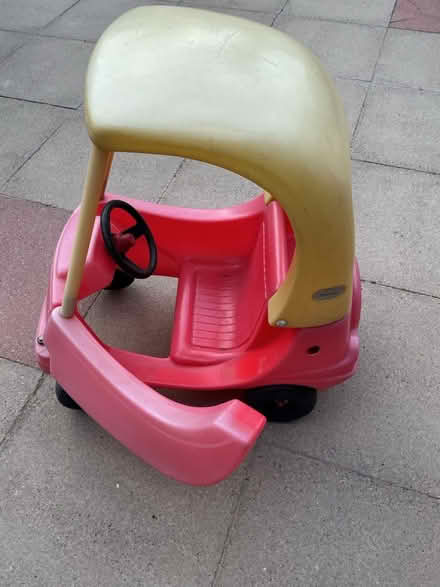 Photo of free Little Tykes Car (AL1) #2