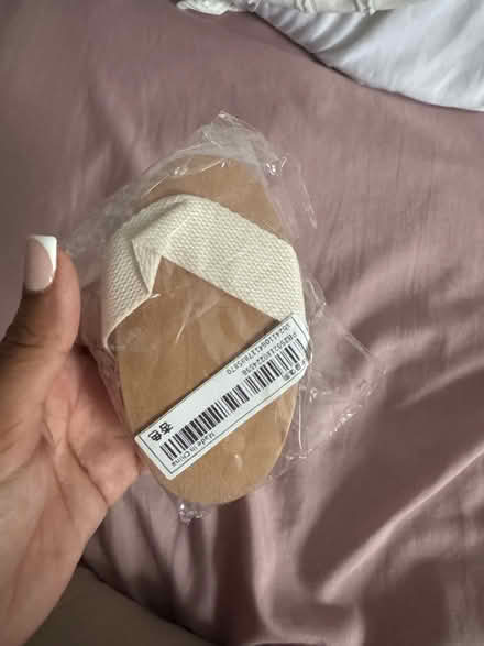 Photo of free Dry body exfoliating brush (Croydon) #2