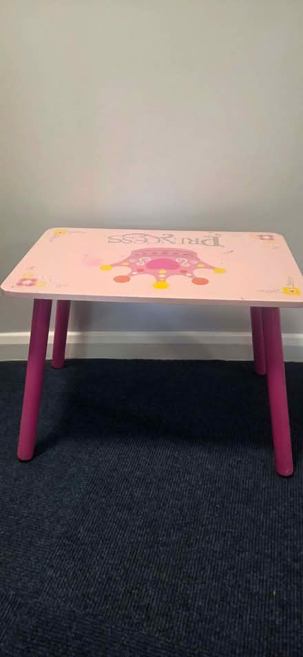 Photo of free Princess table Pink (Earls Court SW5) #1