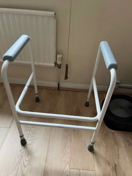 Photo of free Toilet frame Disability (Hanworth Park TW13) #1