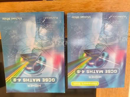 Photo of free GCSE maths text books (Cheam SM2) #1