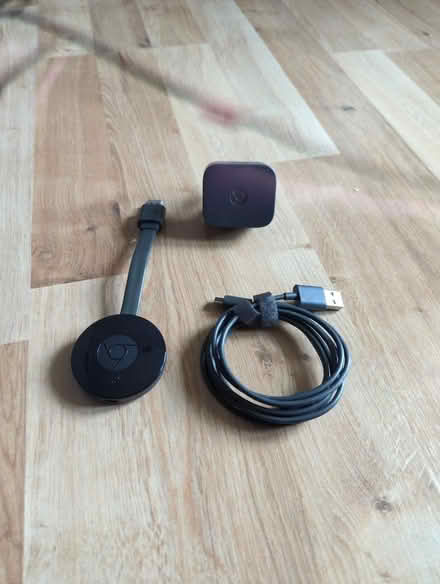 Photo of free Google chromecast (Enfield EN1) #1