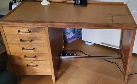 Photo of free Old desk (Earl's Court) #2