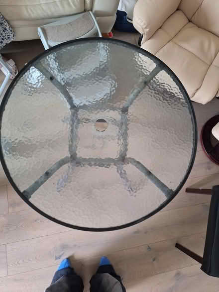 Photo of free Garden table (North Greenwich SE10) #2