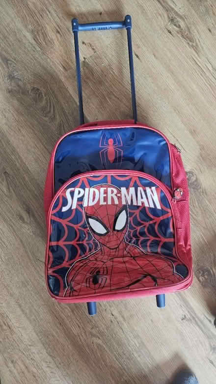 Photo of free Kids spiderman wheelie rucksack (dellfield AL1) #1