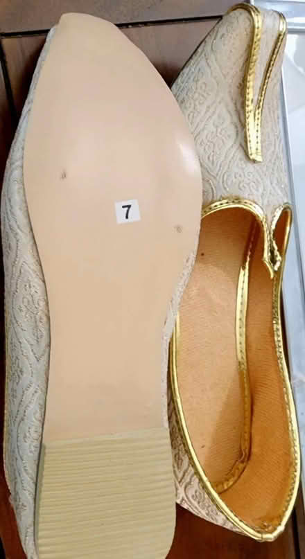 Photo of free Men's shoe (Madison, NJ) #3