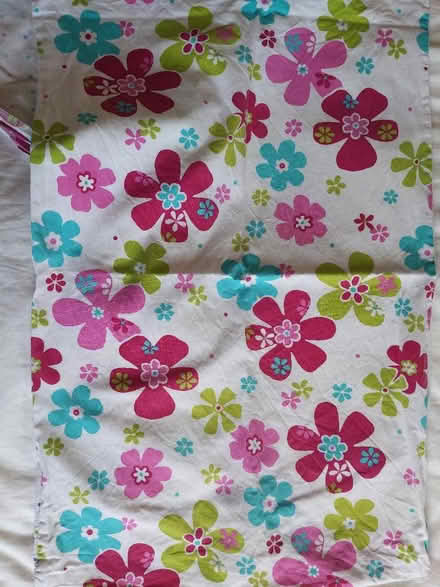 Photo of free Single duvet cover and pillow case (New Marston OX3) #1
