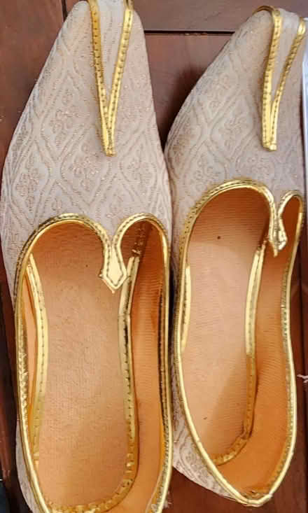 Photo of free Men's shoe (Madison, NJ) #2