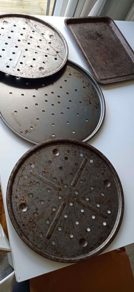 Photo of free Oven trays (Chippenham SN15) #1