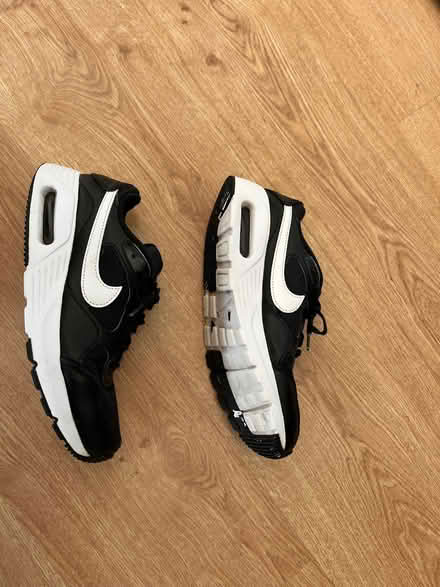 Photo of free Nike air trainers 5.5 size (Eastcote HA4) #3