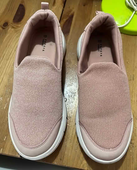 Photo of free Pink slip on casual ladies shoes (Whitton TW3) #1