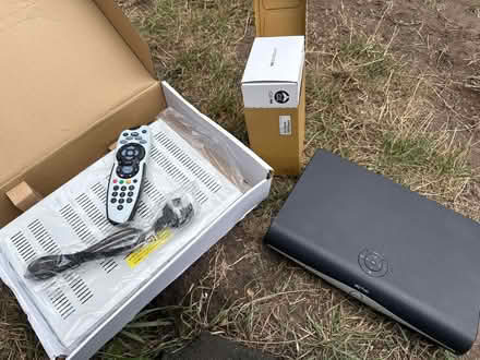 Photo of free 2 sky boxes and Sky Q Hub (DA7 Barnehurst/Bexleyheath) #1