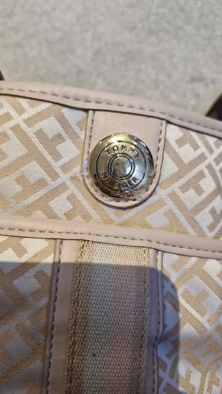 Photo of free Replica Tommy hilfiger bag (used) (KT5) #2