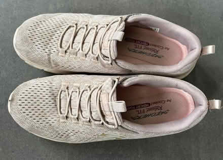 Photo of free Size 6 Skechers (St Julians AL1) #1