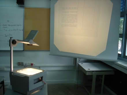 Photo of overhead projector (Streatham / Norwood) #2