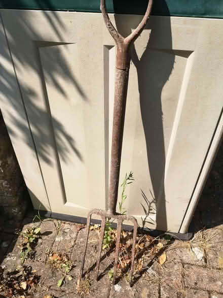 Photo of free Garden Fork (Bussage GL6) #1