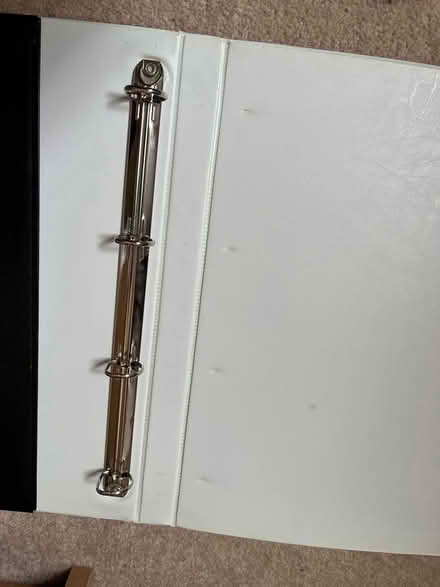 Photo of free 5 x click folders (Greenmeadow, Swindon SN25) #3