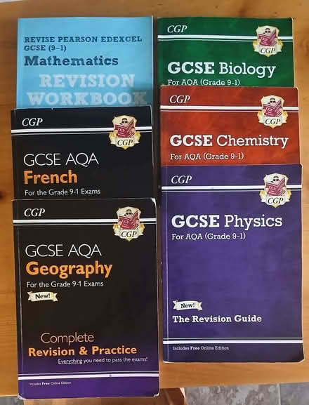 Photo of free GCSE AQA revision guides (Crosby Ravensworth CA10) #1