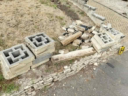 Photo of free Concrete blocks and other concrete (RG31 Tilehurst) #1