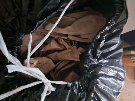 Photo of free cardboard boxes (various sizes) & packaging paper (Standon SG11) #2