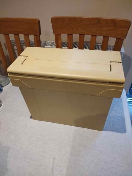 Photo of free Box File with carrying handle (Tilekiln TN38) #3
